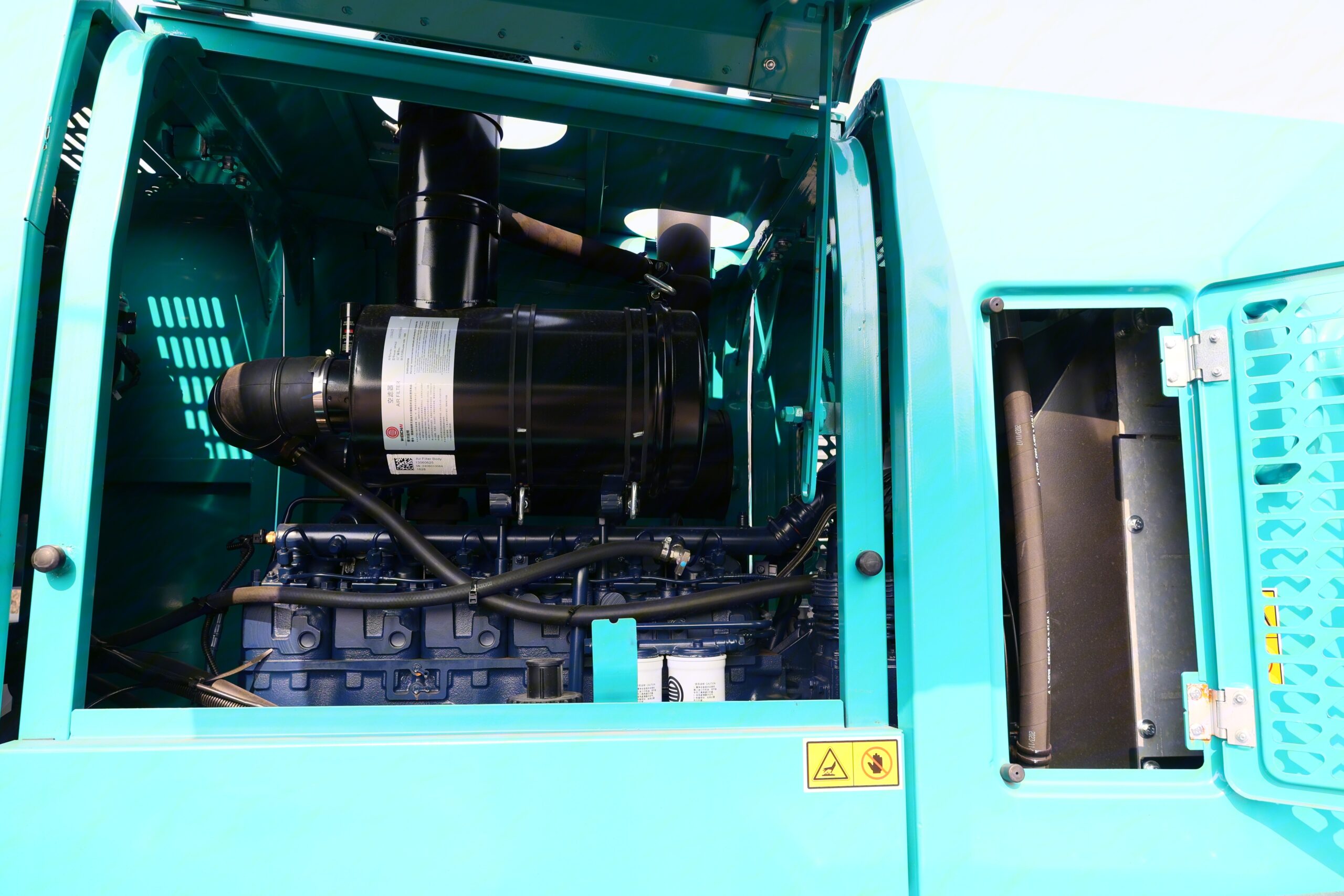 Фронтальный погрузчик SUNWARD SL31W